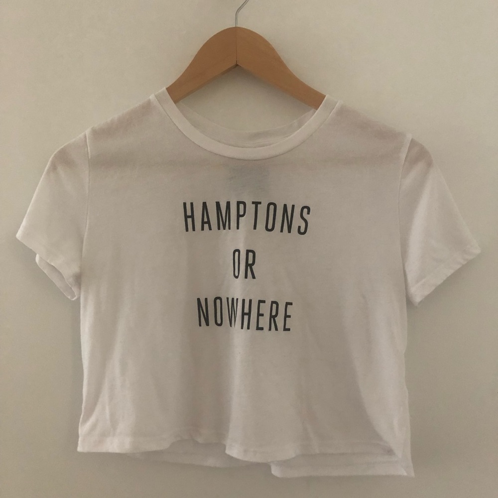 White Hamptons or Nowhere t-shirt, Knowlita